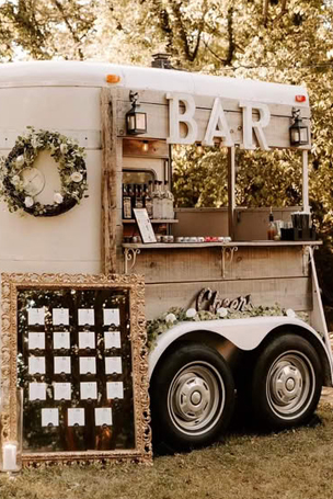 Juliette Mobile Bar